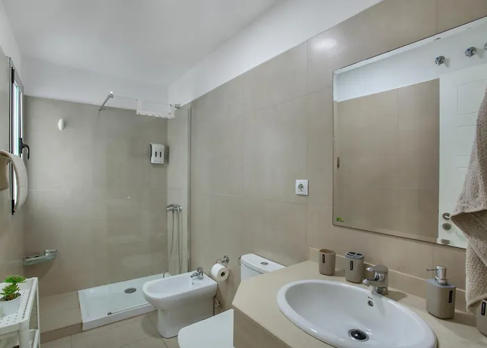 Vv Brisamar * 텔데