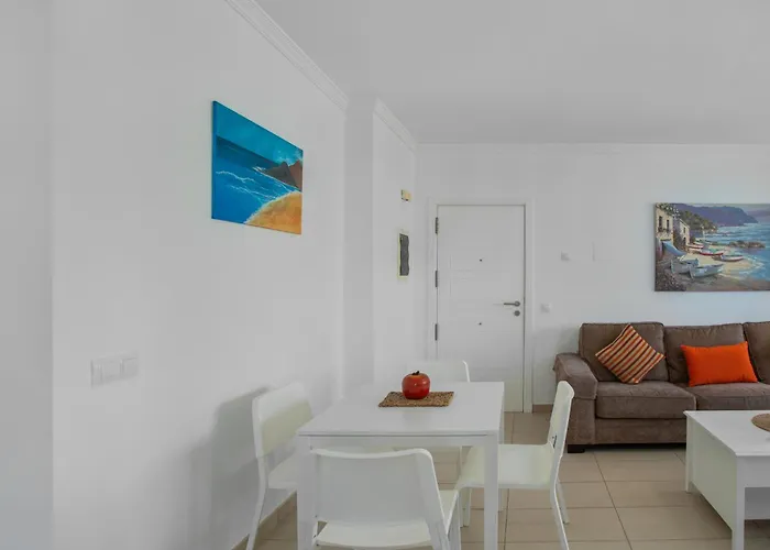 Vv Brisamar * 텔데